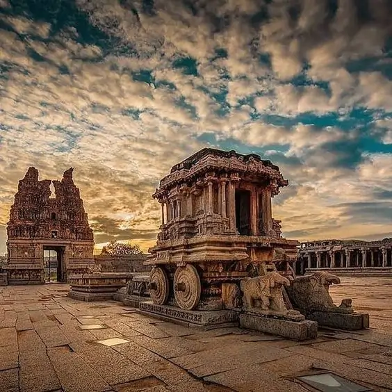 Hampi stone chariot, a real outstation destination bookable from Bangalore