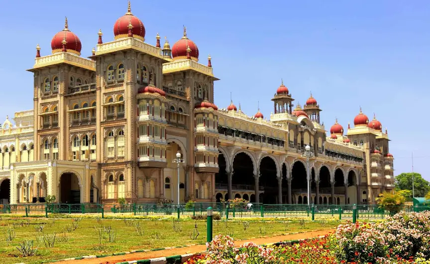 Bangalore to Mysore taxi package
